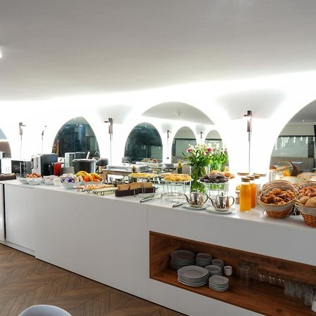 Le M Hotel Rabat Bagian luar foto