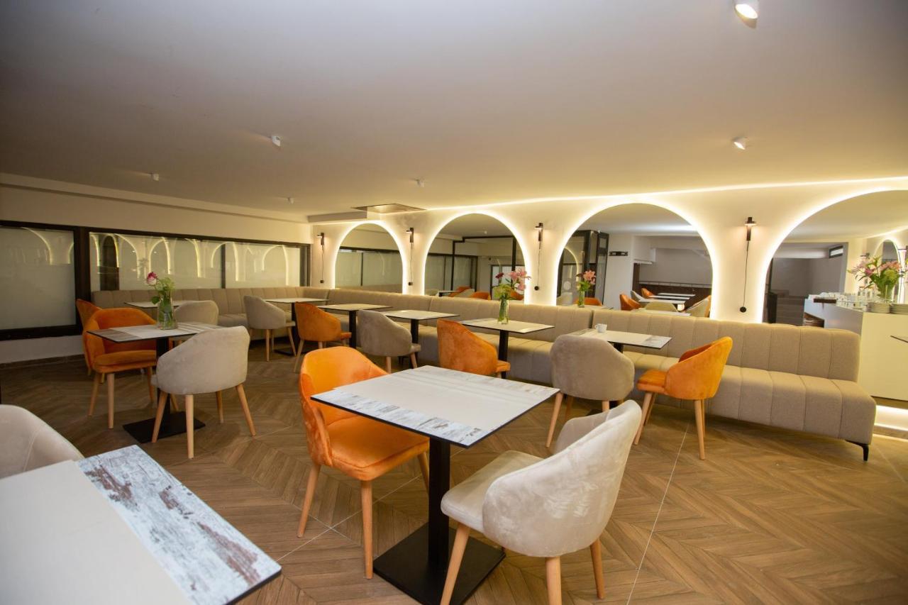 Le M Hotel Rabat Bagian luar foto