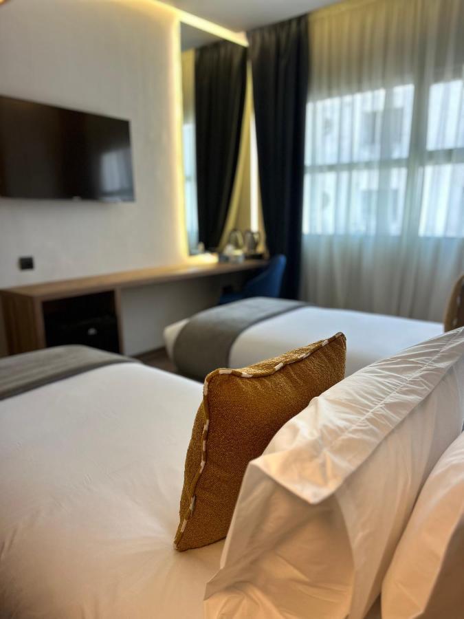 Le M Hotel Rabat Bagian luar foto