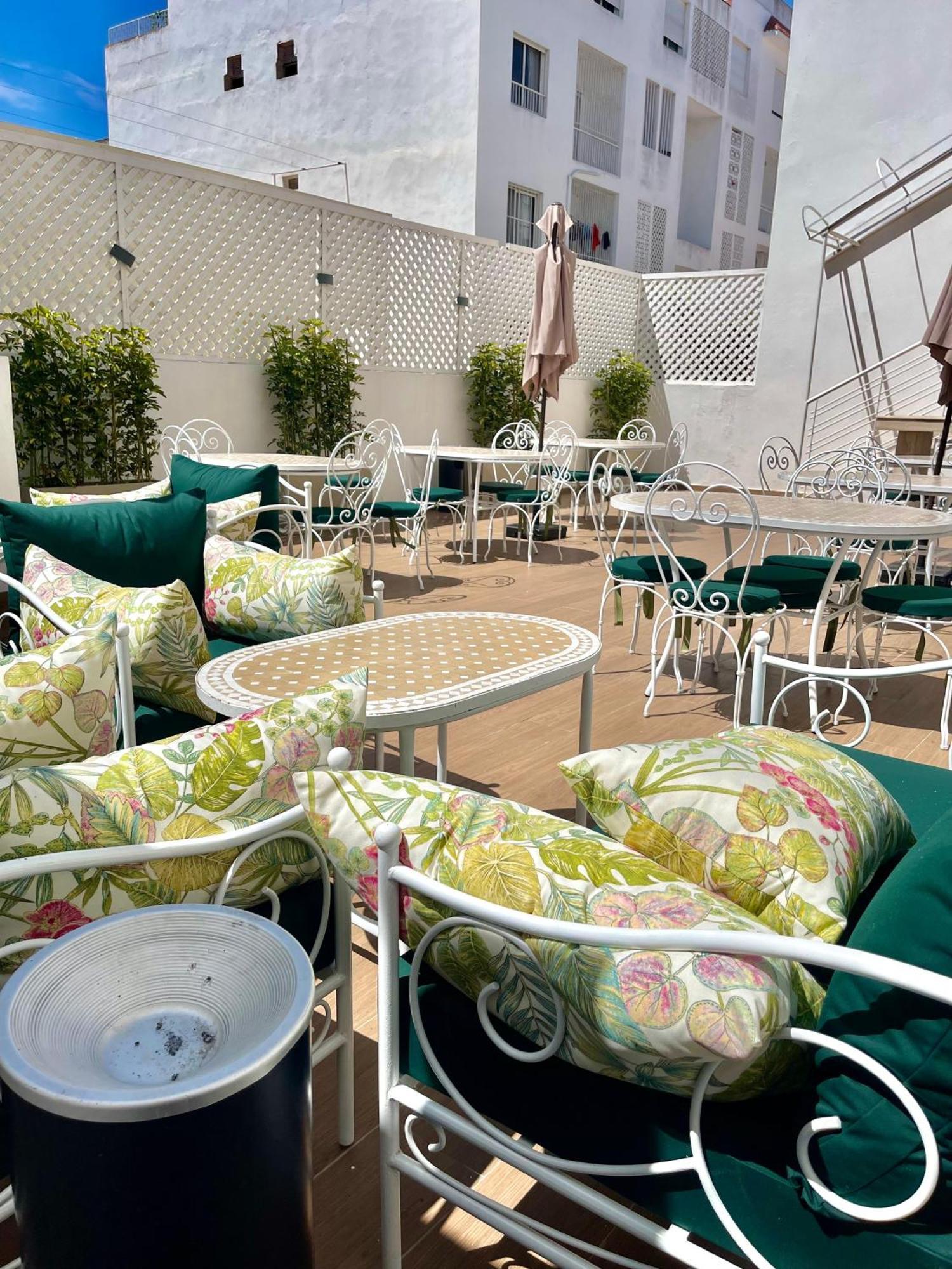 Le M Hotel Rabat Bagian luar foto